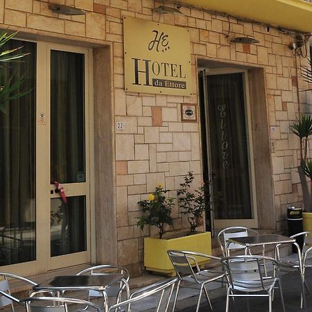 Hotel Da Ettore - Salento Selection ポルト・チェザーレオ エクステリア 写真